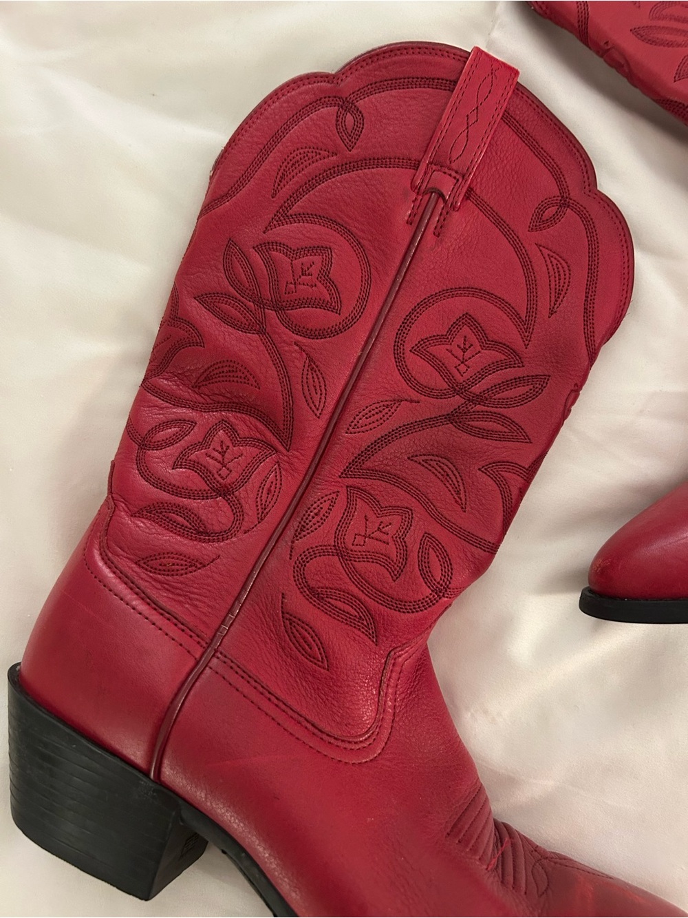 Red Ariat Women’s Cowboy Boots - Embroidered Mid-Calf Style - Picture 2 of 11
